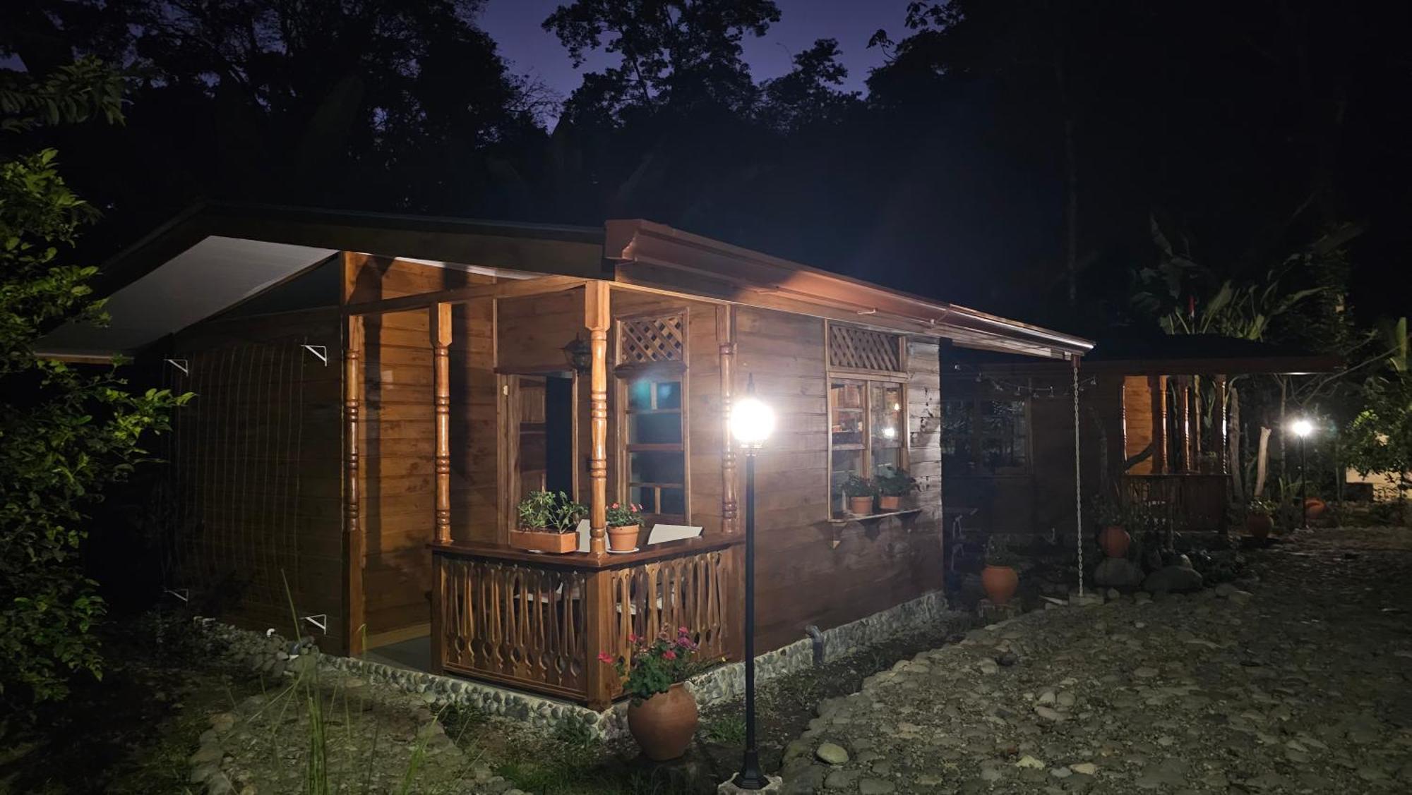 Vila U Sule Cahuita Exteriér fotografie