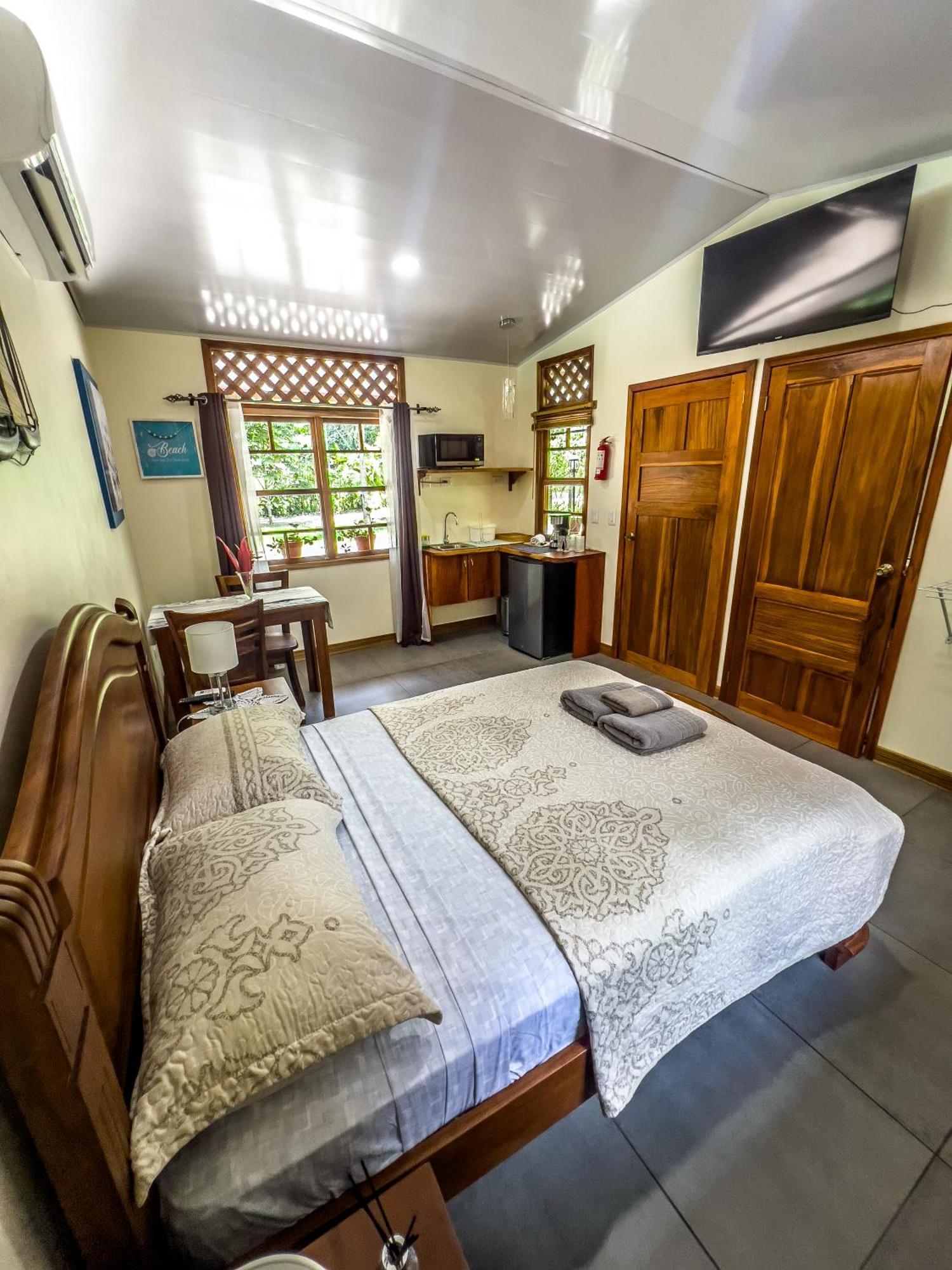 Vila U Sule Cahuita Exteriér fotografie